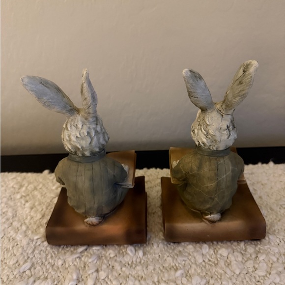 Charming Rabbit Bookends - Picture 4 of 4